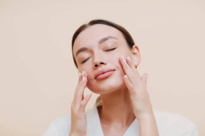 Kulit Lembut dan Licin dengan Rutin Penjagaan Kulit