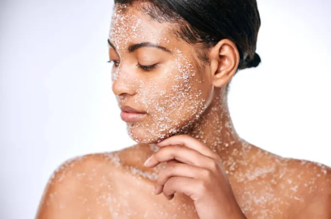 Atasi Kulit Kusam saat Remaja dengan 5 Basic Skincare